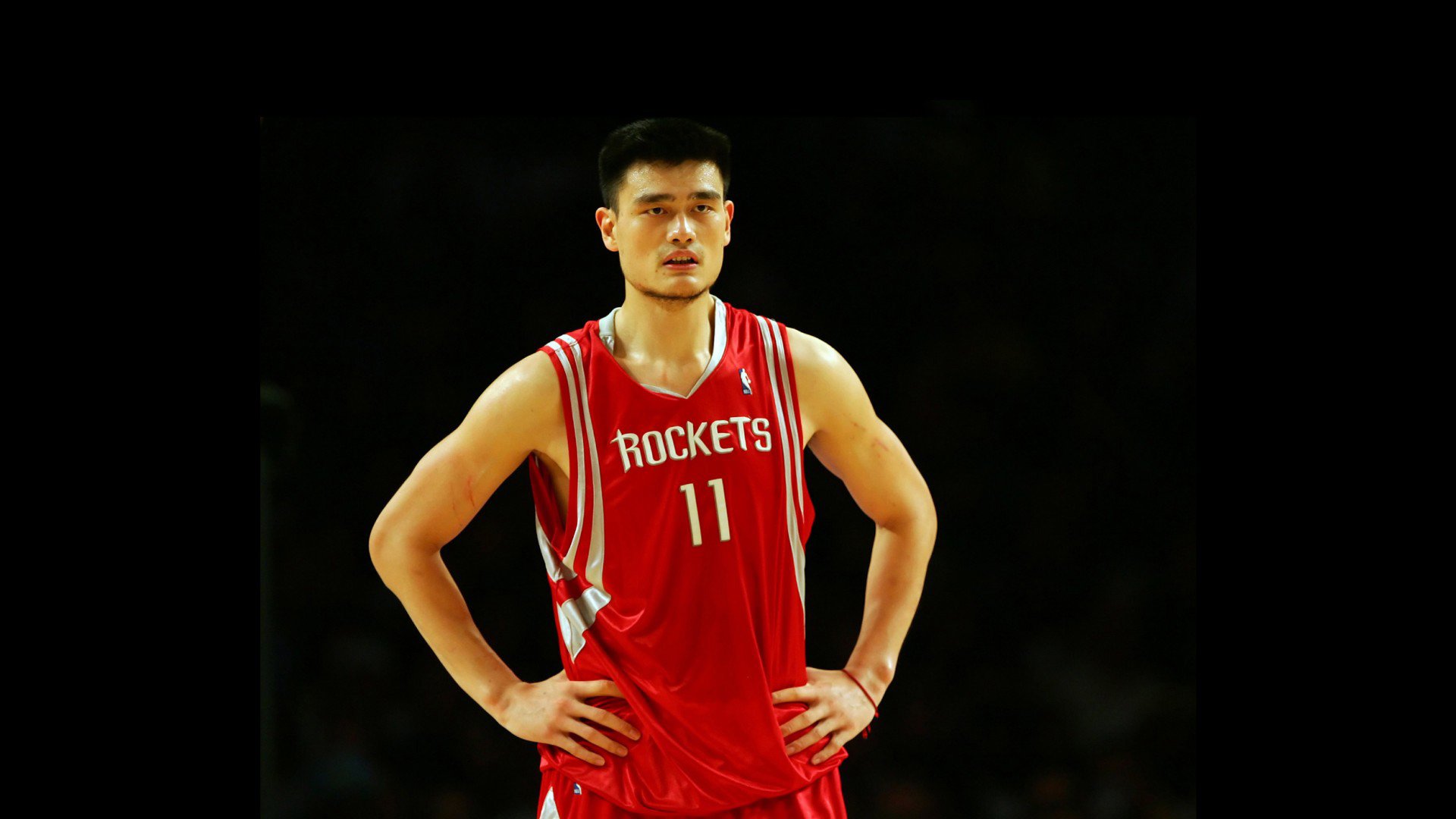 FC下载-多线激战，尤文冲刺纪录引马竞致敬，维拉惊艳英超，NBA主帅跨界共鸣